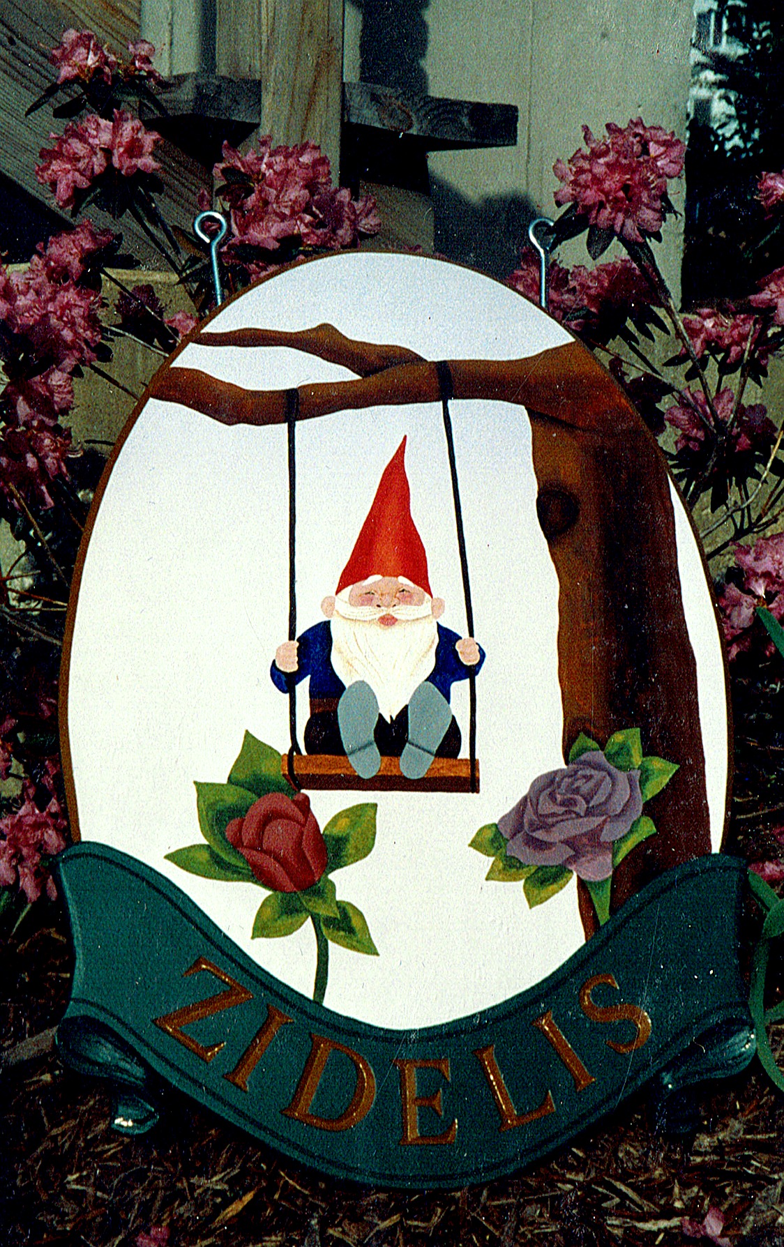 Gnome & Roses Sign — Oval Garden Scene