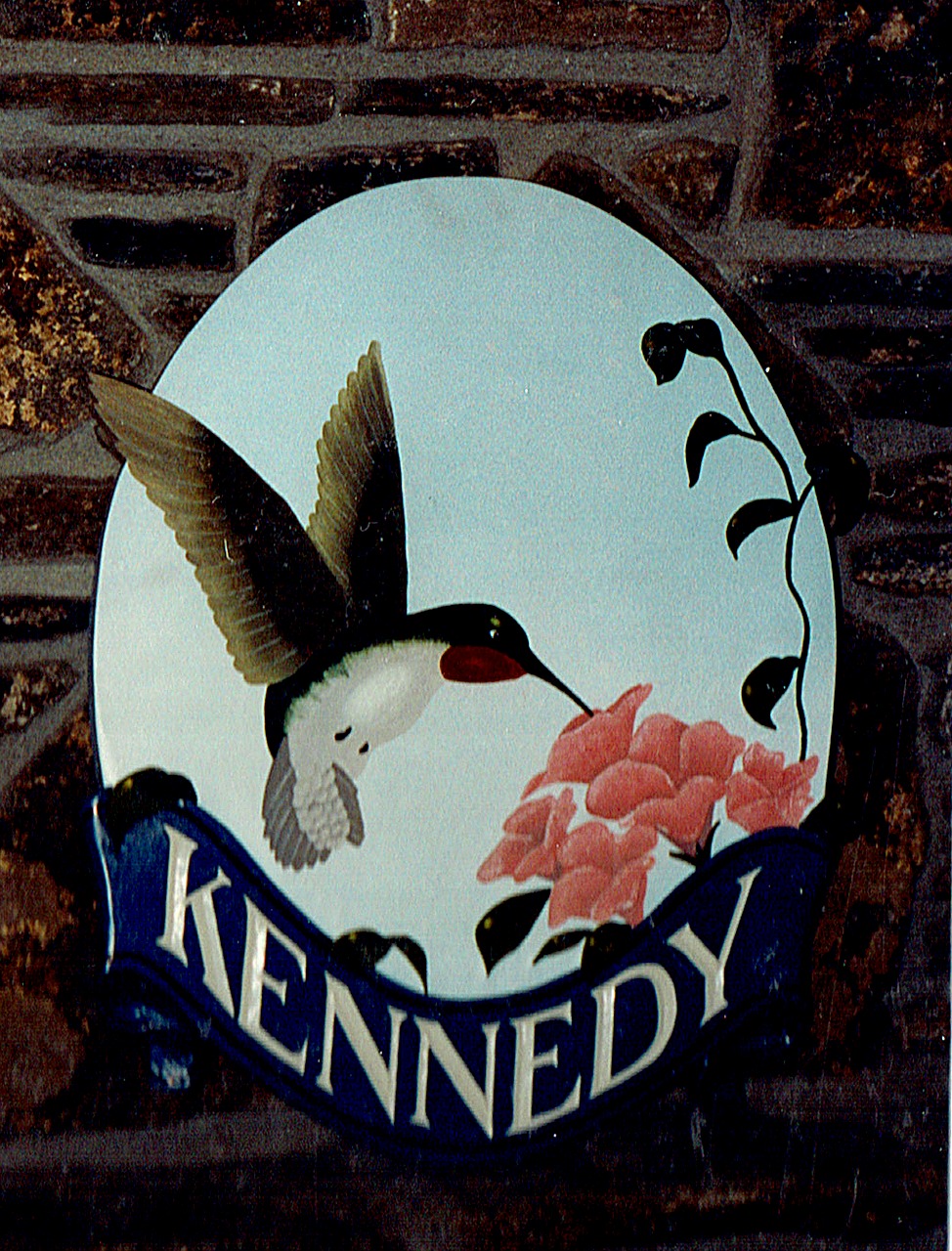Hummingbird Sign — Oval with Pink Flowers